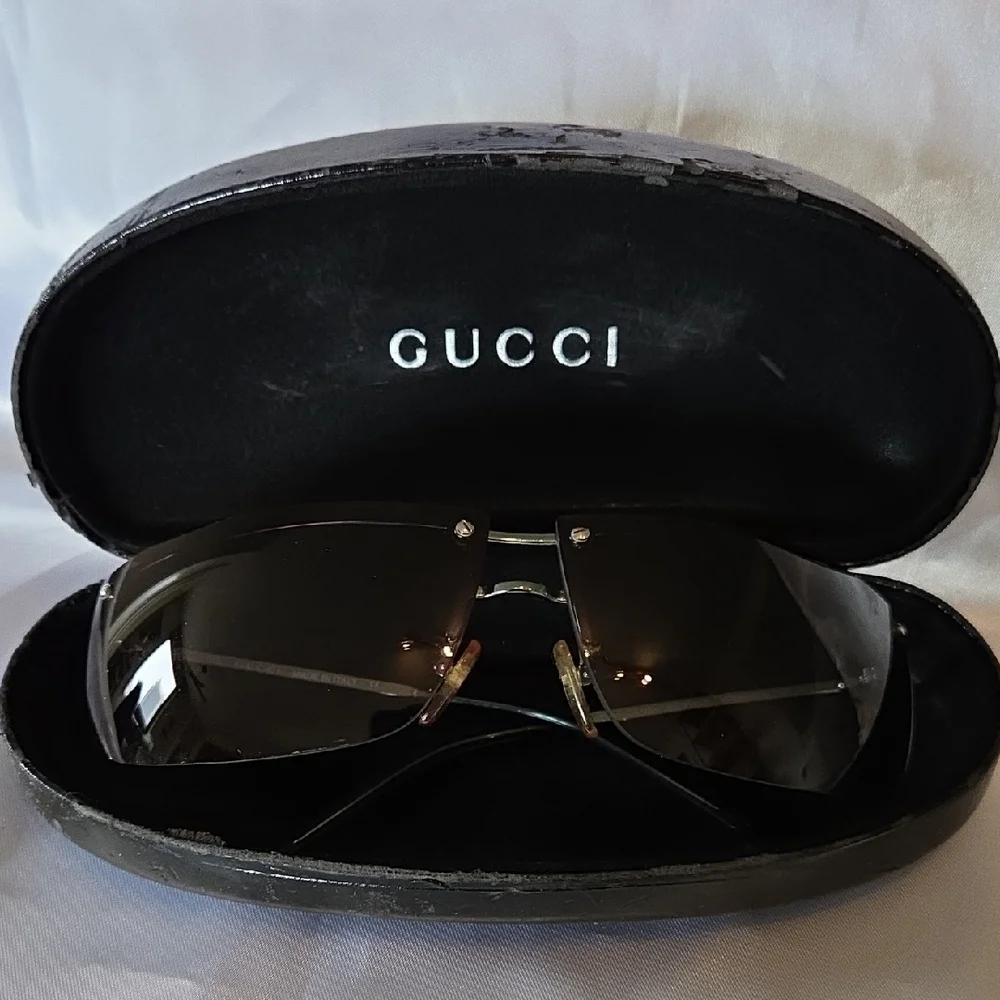 Gucci Rimless Sunglasses with Gradient Lenses - Picture 12 of 14